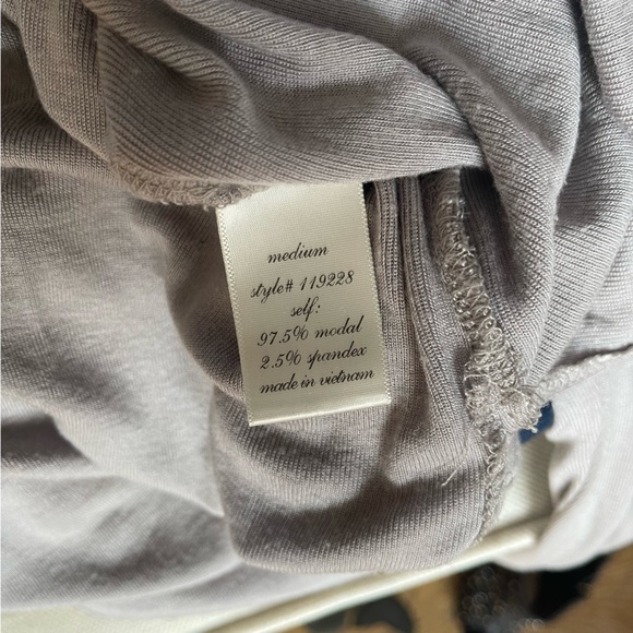 Francesca’s Alya Asymmetrical Exposed Shoulder Long Sleeve Top - Picture 6 of 6